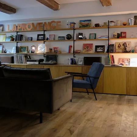 Maison Juste Lägenhetshotell *